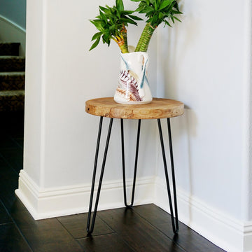 Metal Decore – Wood Round End Table with 3-Leg Metal Stand